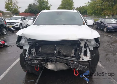 2023 Chevrolet Tahoe 4Wd Z71 из США, поврежденный, VIN 1GNSKPKDXPR200330